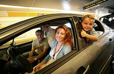 Sammenlign og bestill EuroTunnel billetter til Calais og Folkestone med AFerry!